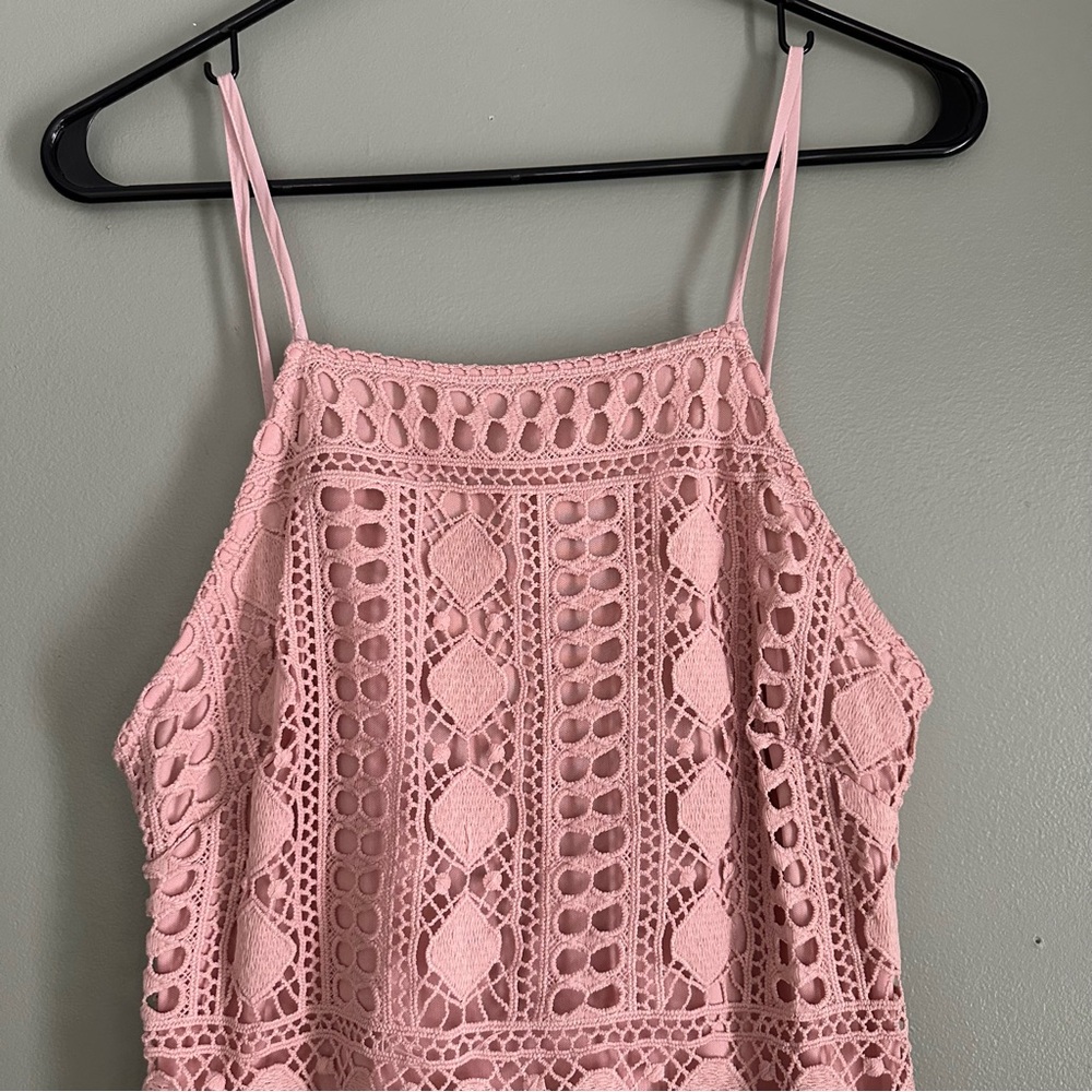 NWT - Girl in Mind - Blush Crochet Lace Fishtail Midi Dress - US 6 - Picture 4 of 10